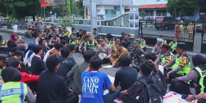 Aksi Damai Mahasiswa Pekalongan, Kapolres Tegaskan Komitmen Pengamanan Humanis