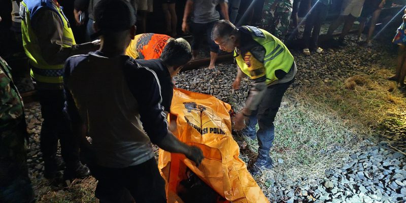 Pemuda Asal Indramayu Tewas Tertemper KA Majapahit di Batang