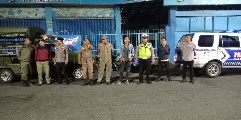 Kecintaan Warga Pada Patroli Harkamtibmas Polsek Semampir dan Satpol PP Semakin Menguat