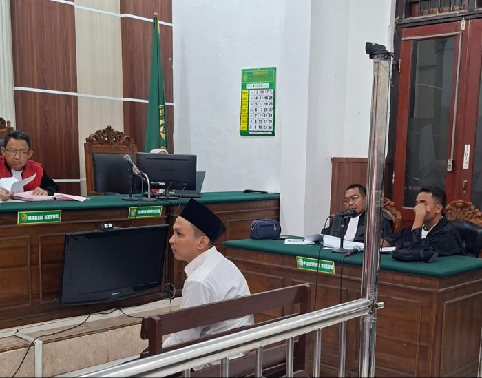 Gegara Ayam Adu Import Menjerat Terdakwa Dalam Perkara TPPU