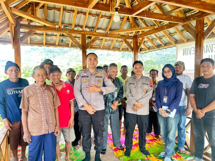 Dukung Program Presiden, Polres Batang Dampingi Poktan Ketanggan Ajukan Kredit Usaha Rakyat
