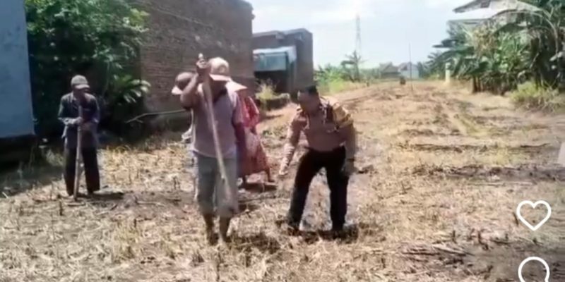 Polsek Tosari Pantau Lahan Kentang di Ngadiwono, Dukung Asta Cita Ketahanan Pangan