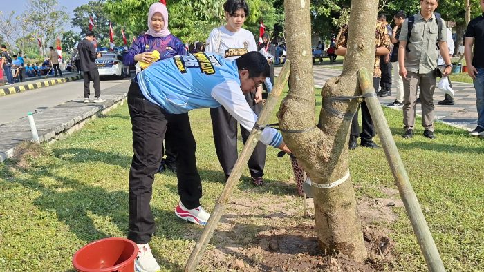Tanam Pohon Sebelum Bertanding, Kapolda Jateng Cup 2026 Satukan Prestasi Digital dan Kepedulian Lingkungan