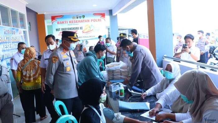 Peduli Kesehatan Warga, Polres Pekalongan Gelar Skrining TB Paru di RSUD Kesesi