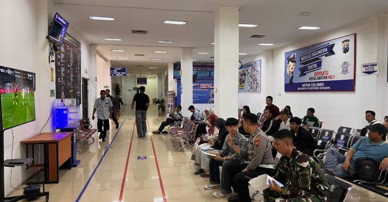Satpas Colombo Surabaya Hadirkan Nobar Piala Dunia 2026 Untuk Pemohon SIM