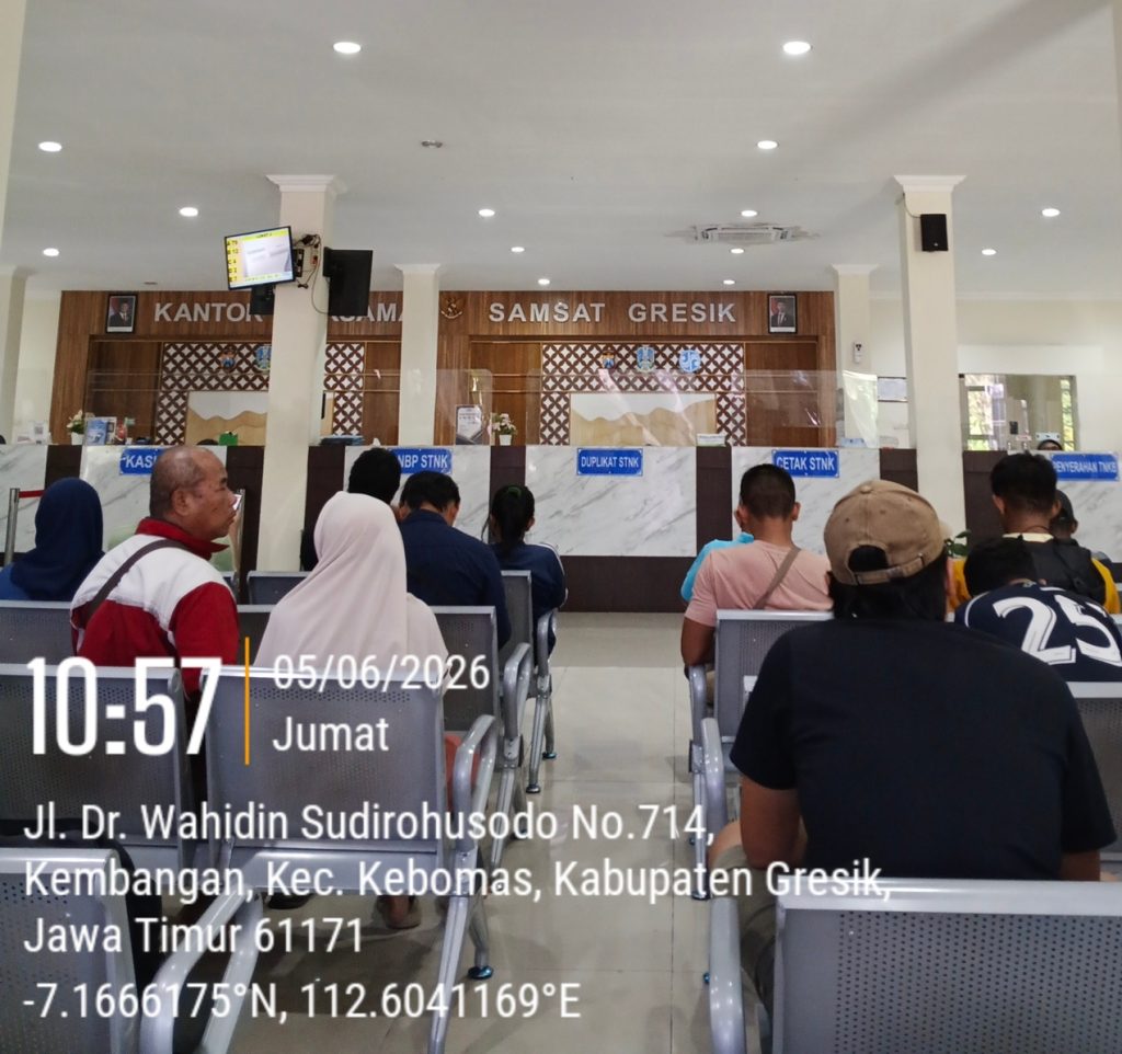 Pelayanan Prima Samsat Gresik Tuai Apresiasi, Wajib Pajak Merasa Puas