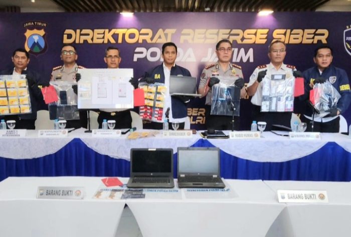 Polda Jatim Bongkar Sindikat Love Scamming Internasional, Tiga Tersangka Diamankan