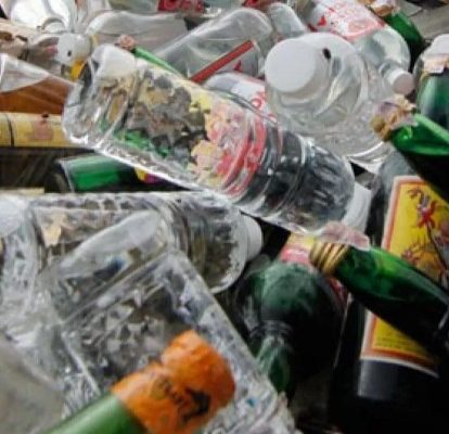 Gempur Miras Ilegal, Bea Cukai Blitar Gagalkan Pengiriman Ribuan Botol Tanpa Cukai