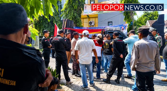 Aksi Demonstrasi LSM Lamongan di Gresik Berujung Pengusiran Oleh Warga Lokal