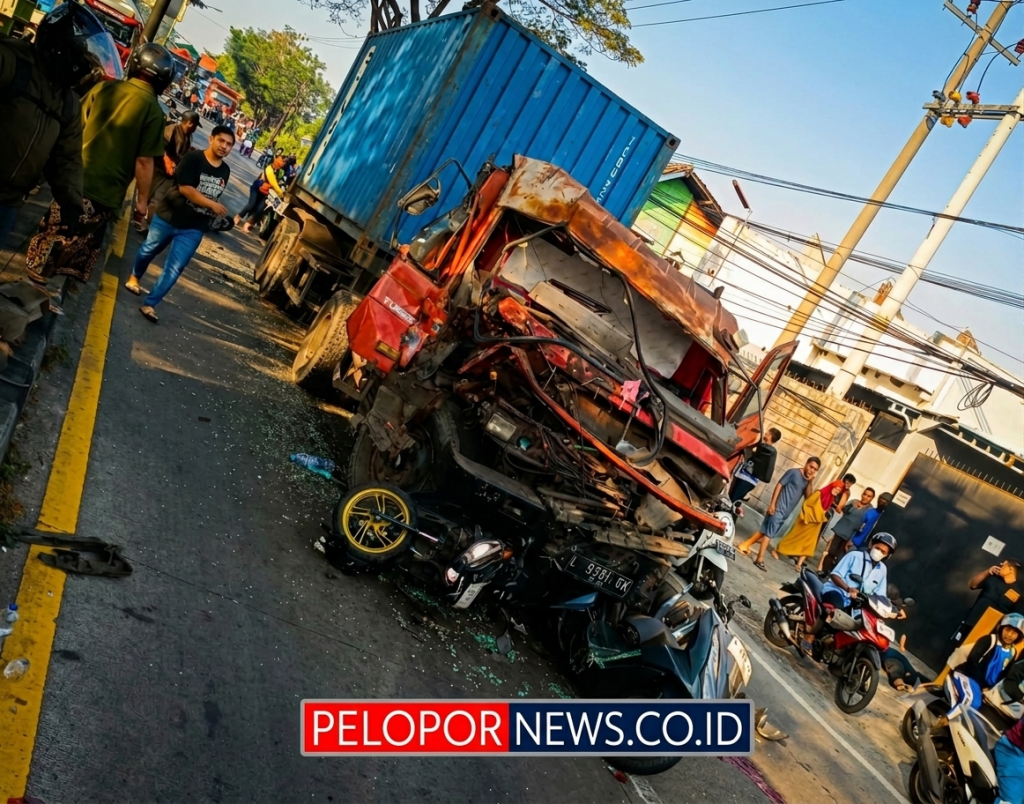 Diduga Rem Blong, Kontainer Tabrak Lima Pemotor Di Pandaan