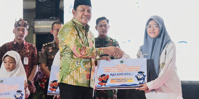 Investasi SDM Masa Depan, Pemkab Sidoarjo Luncurkan Program 20.000 Beasiswa Pendidikan 2026