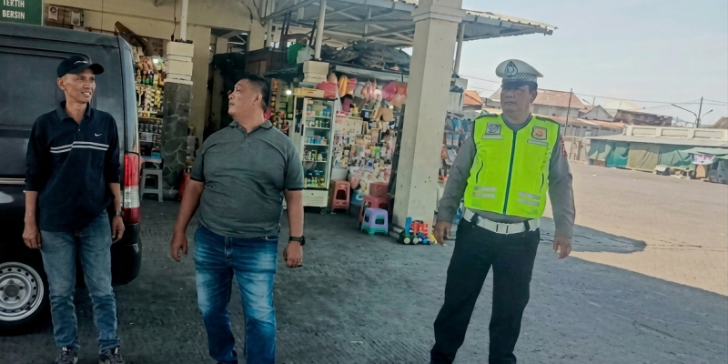 Jaga Kondusivitas Kawasan Wisata Religi Ampel, Polsek Semampir Intensifkan Patroli Harkamtibmas