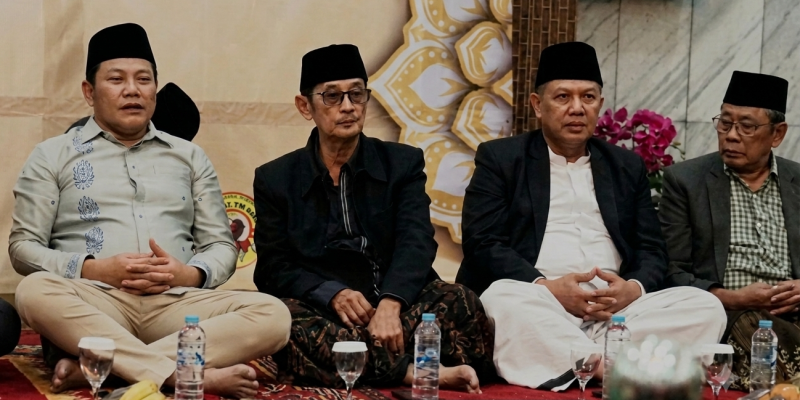 Ratusan Jemaah Padati Masjid Agung Sidoarjo Hadiri Milad Satu Dekade Ummi Peduli