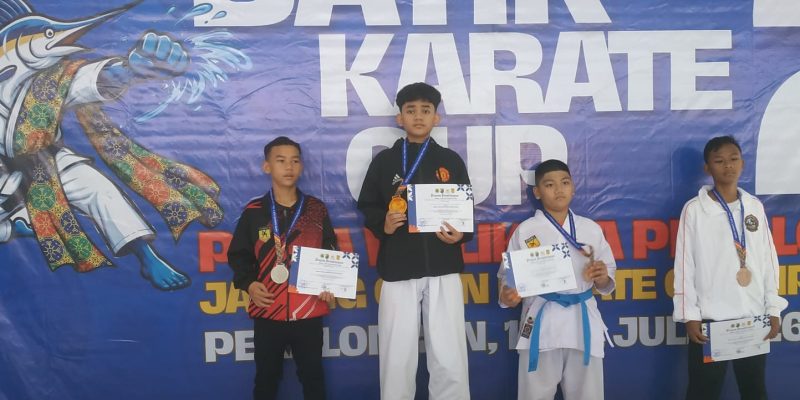 Borong 35 Medali, Tim Karate Bhayangkara Polres Batang Sabet Juara Umum 2 di Piala Walikota Pekalongan