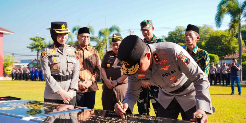 Kapolda Jateng Kukuhkan Polresta Batang, Dorong Polisi Lebih Profesional dan Responsif