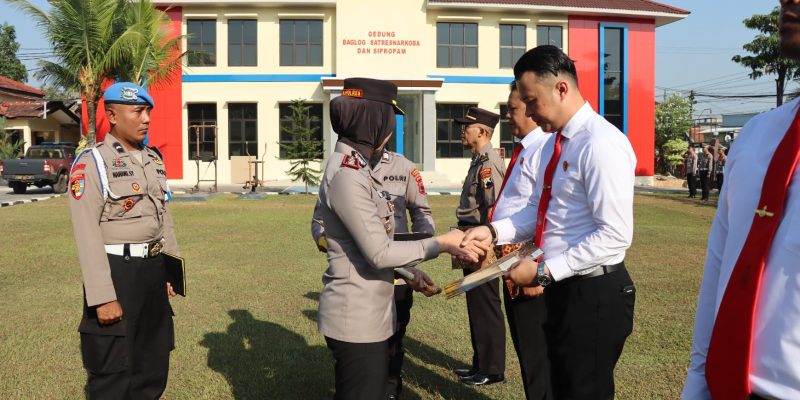 Borong Emas Karate Hingga Gagalkan Tawuran, 5 Anggota Polresta Batang Diganjar Penghargaan Spesial