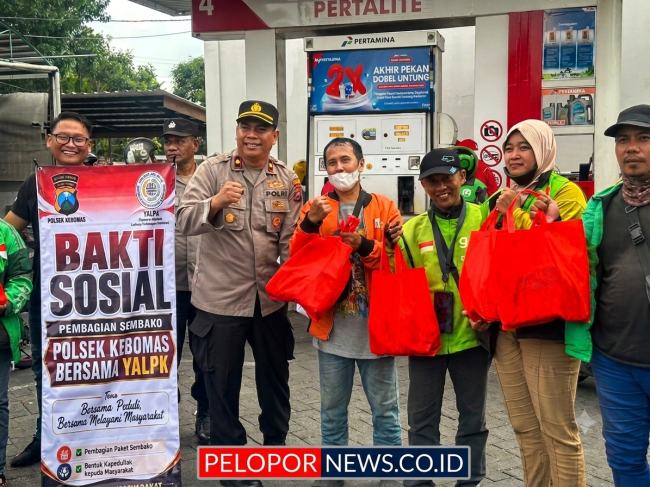 Polsek Kebomas Gandeng YALPK Group Gelar Baksos Ojol Gresik Sumringah Dapat Sembako dan BBM Gratis