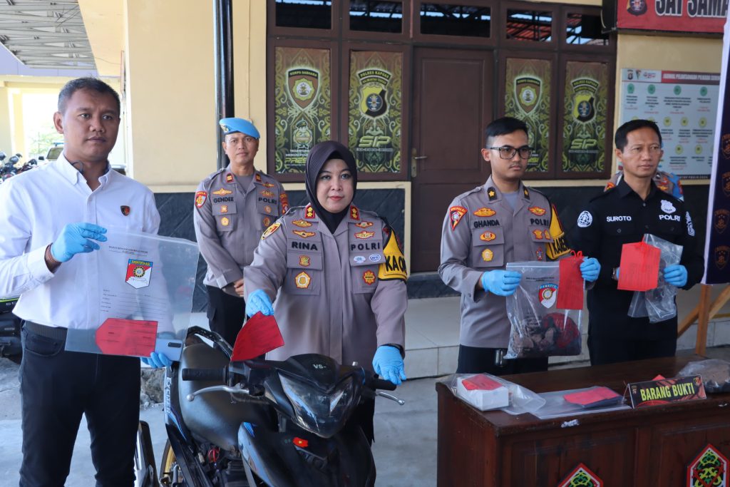 Polres Kapuas Gelar Rilis Pers, Ungkap Kasus Pembakaran Berujung Luka Berat dan Pencurian Kendaraan