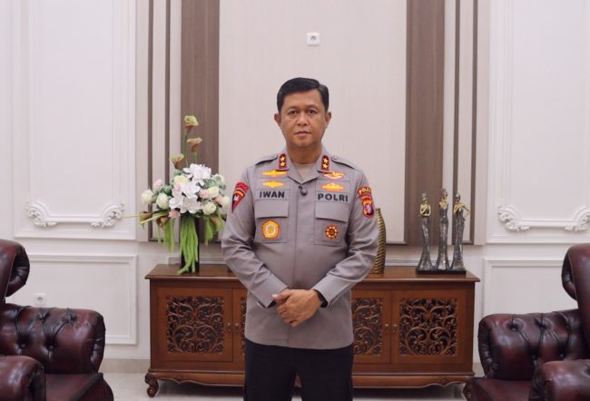 Kapolda Kalteng Ajak Masyarakat Kibarkan Merah Putih Sambut HUT ke-81 RI