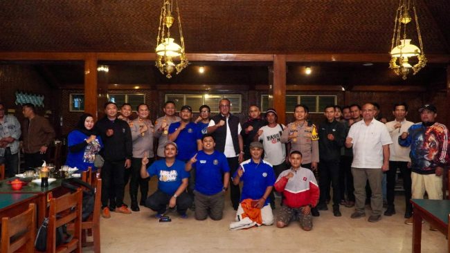 Polres Pasuruan Bersama Polda Jatim Pertemukan Bonek dan Aremania, Sepakat Damai Jaga Kondusifitas