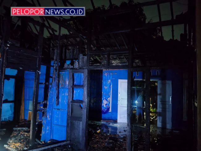 Ditinggal Nonton Karnaval, Rumah Warga Pungangan Batang Ludes Terbakar