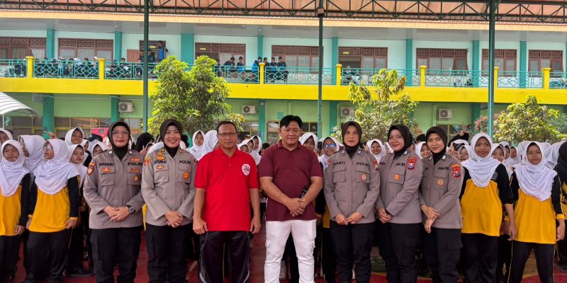 Polwan Goes to School, Edukasi Siswa SMPN 2 Krian Tentang Bahaya Bullying, Narkoba dan Kekerasan