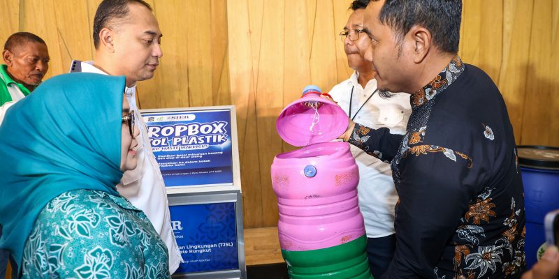 Pemkot Surabaya Luncurkan Lomba Pisang Danor, Wali Kota Eri Ajak Warga Pilah Sampah dari Rumah