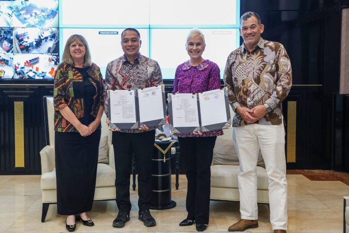 Pemkot Surabaya Gandeng Western Sydney University, Mahasiswa Australia Turun Dampingi Warga