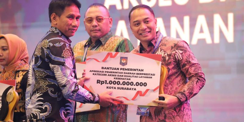 Bukan Main! Pemkot Surabaya Sabet Tiga Penghargaan Sekaligus dari Kemendagri dan Kemen PKP