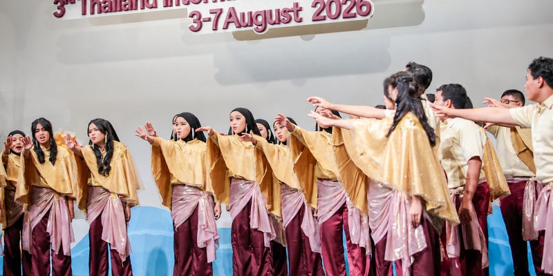Paduan Suara One Voice Spensabaya Harumkan Surabaya, Raih Empat Penghargaan di Thailand