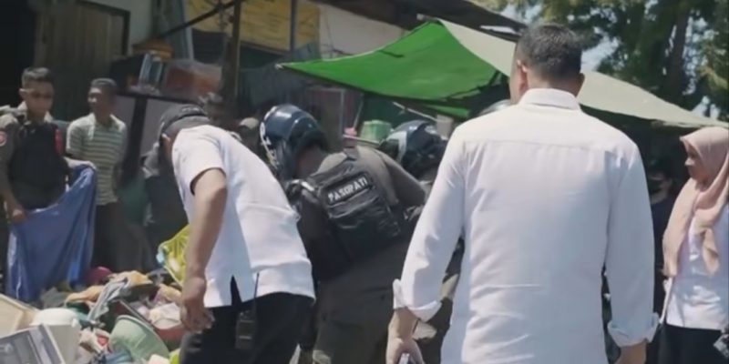 Atasi Macet dan Genangan, Pemkot Surabaya Tata Aktivitas Perdagangan  di Jalan Pucang Anom