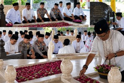 Jelang Puncak Hari Jadi ke-702, Pimpinan dan Sekwan DPRD Blitar Khidmat Ziarahi Makam Leluhur