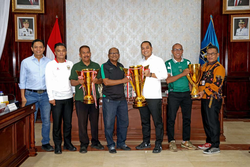 Persebaya Muda Raih Juara, Wali Kota Eri Siapkan Fasilitas Latihan untuk Piala Soeratin Nasional