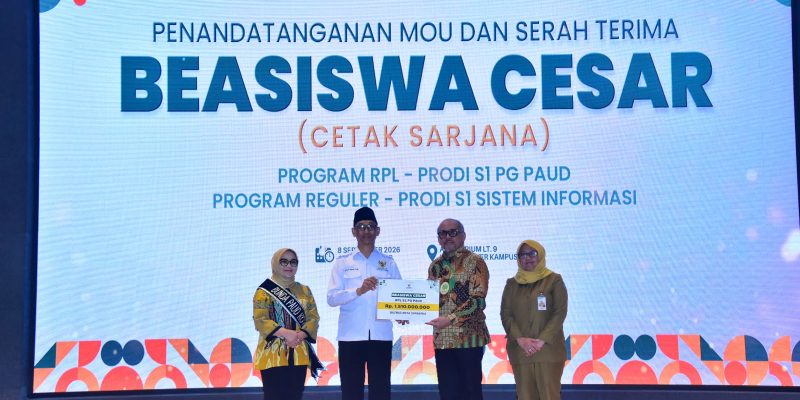 Pemkot Surabaya-Baznas Salurkan Beasiswa S1 RPL untuk Guru PAUD