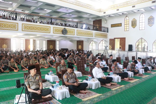 Polda Jatim Peringati Maulid Nabi 1448 H, Perkuat Keimanan dan Integritas Personel