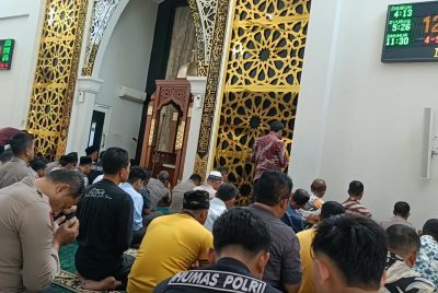 Polisi dan Masyarakat Doakan Kesembuhan Santri Ponpes Manbaul Hikam