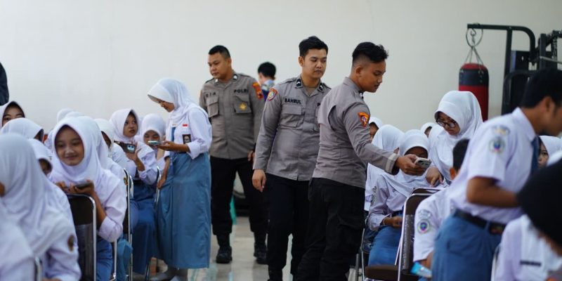 Lawan Penyalahgunaan Teknologi, Polresta Batang Gelar Edukasi dan Pelatihan AI Bagi Pelajar