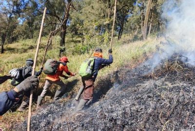 Polsek Nongkojajar Antisipasi Karhutla Malang Merembet ke Wilayah Pasuruan