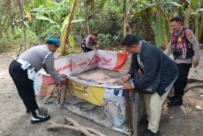Tindaklanjuti Dumas Dugaan Judi Sabung Ayam, Polsek Krian Datangi Lokasi dan Tertibkan Arena
