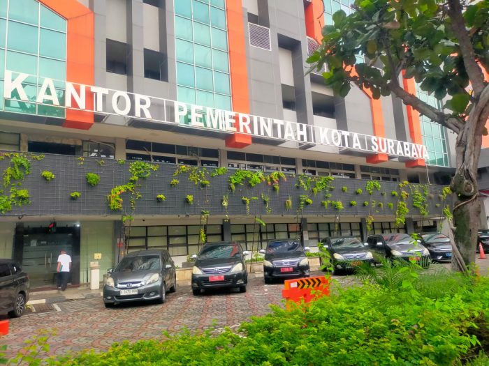 Dari Jalan Rusak hingga Parkir, Lapor Cak Eri Jadi Pintu Penyelesaian Aduan Warga