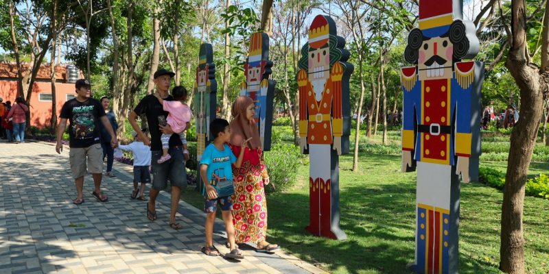 Pemkot Surabaya Buka Peluang Replikasi Pengolahan Sampah dan Permukiman Layak Huni Singapura