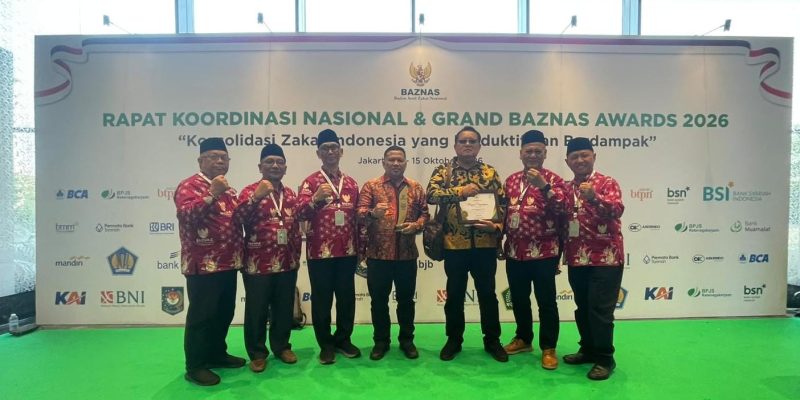 Wali Kota Eri Raih Grand BAZNAS Award 2026, Dedikasikan Penghargaan untuk ASN Surabaya