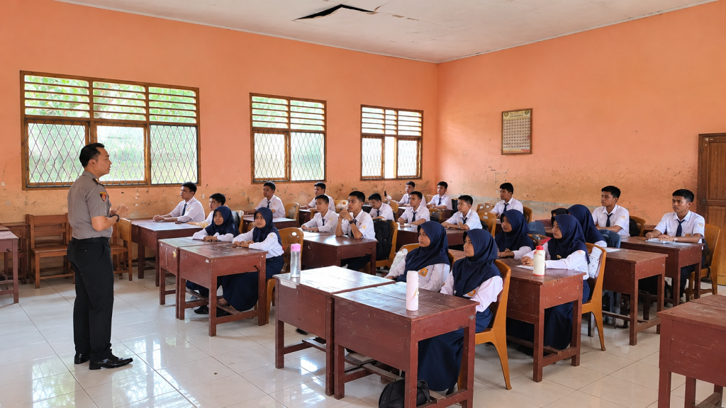 Aksi Nyata Kepedulian Polri Dalam Program POLIDIK, Dorong Pembinaan Karakter Pelajar di Lubuklinggau