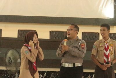 Polresta Sidoarjo Edukasi Pemanfaatan AI ke Pelajar