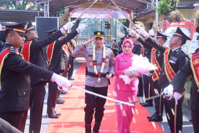 Farewell Parade Sertijab Kapolres Pasuruan, AKBP Irawan Setyono Resmi Lanjutkan Kepemimpinan