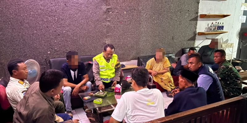 Aduan Warga Ditindaklanjuti, Dua Kafe Karaoke di Pakisputih Sepakat Tutup
