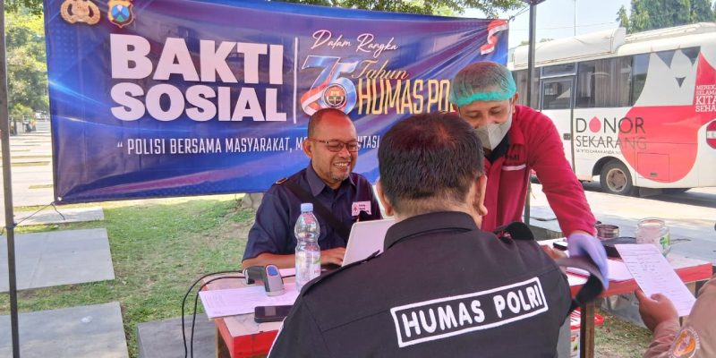 HUT Humas Polri ke-75, Polres Pasuruan Gelar Bakti Sosial Donor Darah di Bangil
