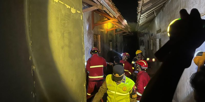 Diduga Korsleting Listrik, Satu Rumah di Desa Wangandowo Ludes Terbakar
