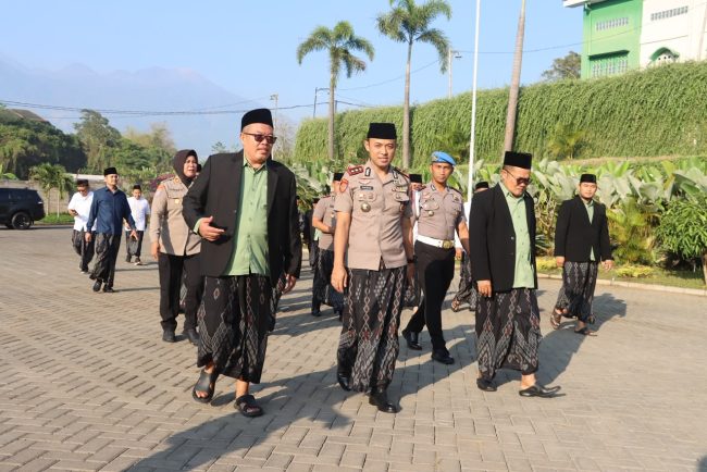 Hari Santri Nasional, Kapolres Pasuruan Ingatkan Pelajar Bahaya Narkoba Hingga Perundungan