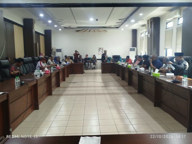 Audiensi Jalan Puntir Ngembal di DPRD Pasuruan: Hanya 1 dari 14 Perusahaan Hadir, Ormas Ancam Tutup Jalan